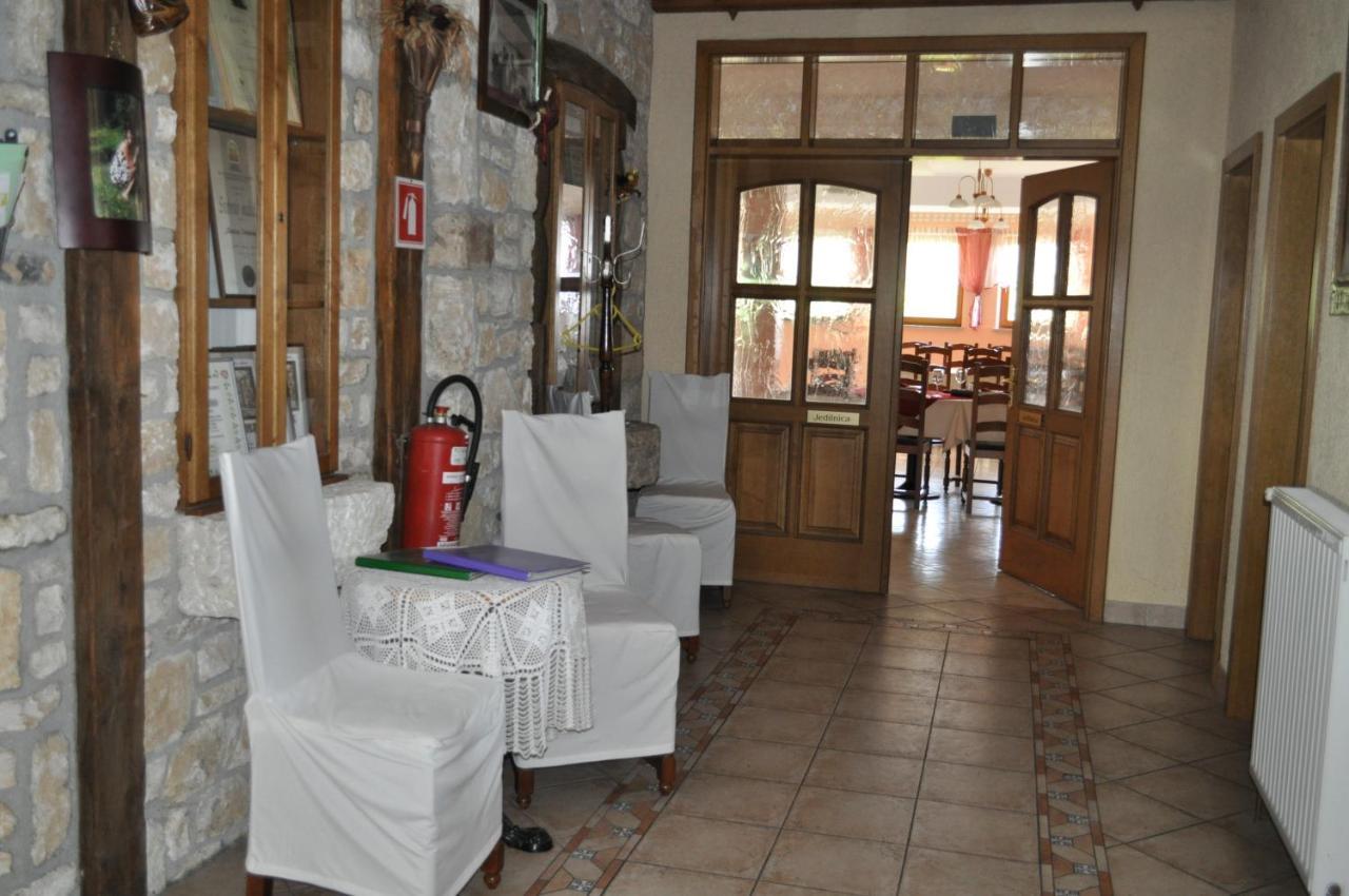Villa Grobelnik Tourist Farm à Sevnica Extérieur photo